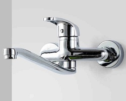 Vòi bếp nóng lạnh (gắn tường, cổ ngang) Hợp kim - Trung cấp